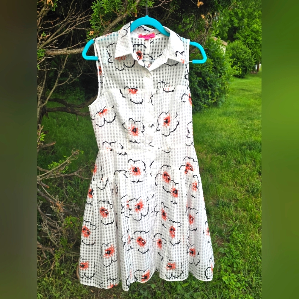 Betsey Johnson sleeveless floral shirtdress, Sz 8